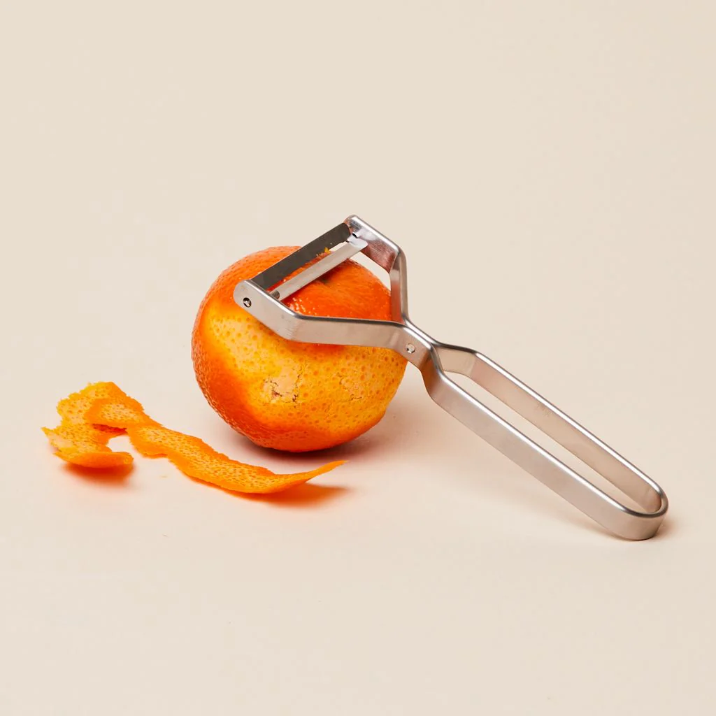 Stainless Vegetable Peeler - Image 4