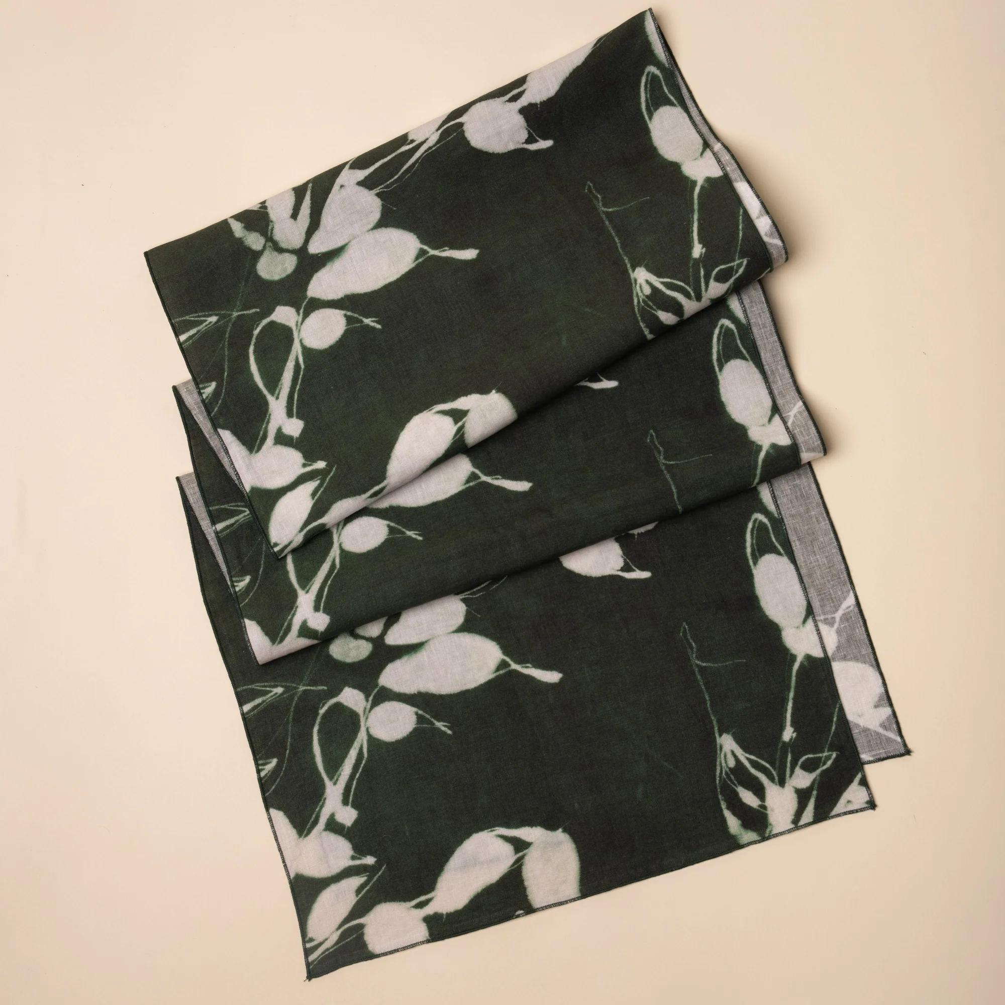 Shadow Print Table Linens - Image 4